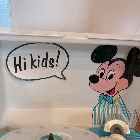 Disney Productions Mickey Mouse Record Player By General Electric Working Motor - Picture 7 of 14